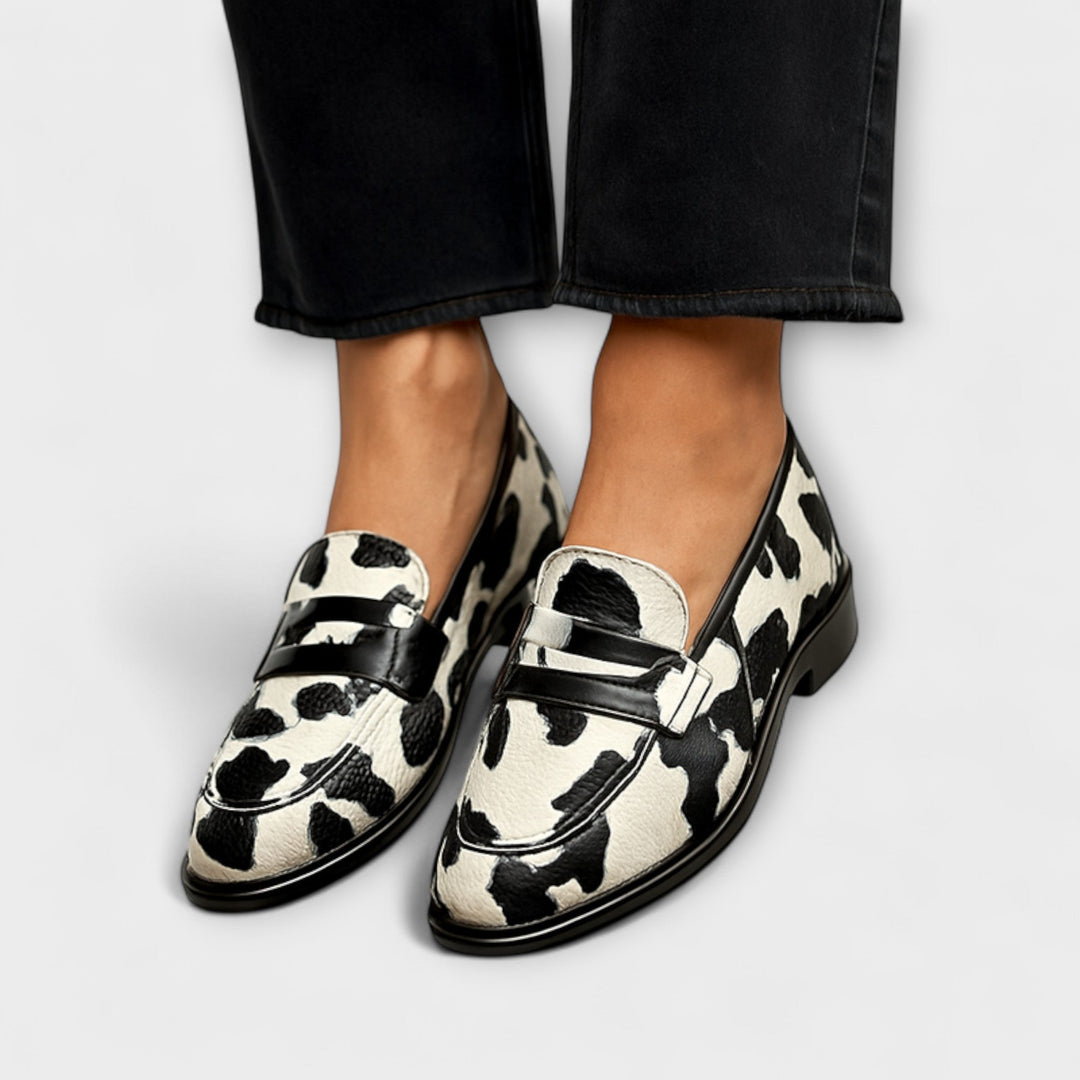 Victoria Bold Loafer