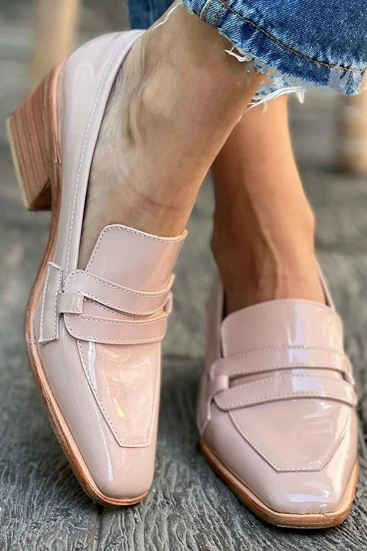 Shiny Wide-Heeled Moccasins