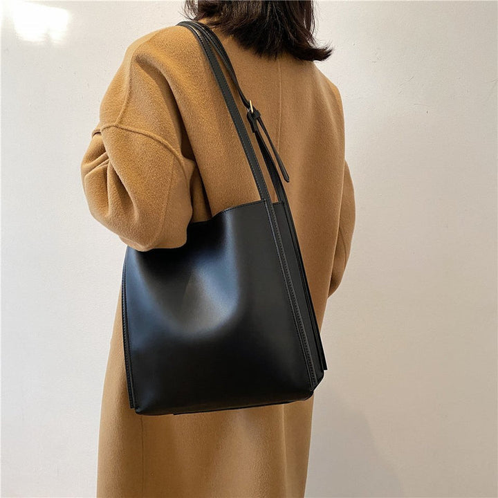 Camilla Classic Everyday Bag