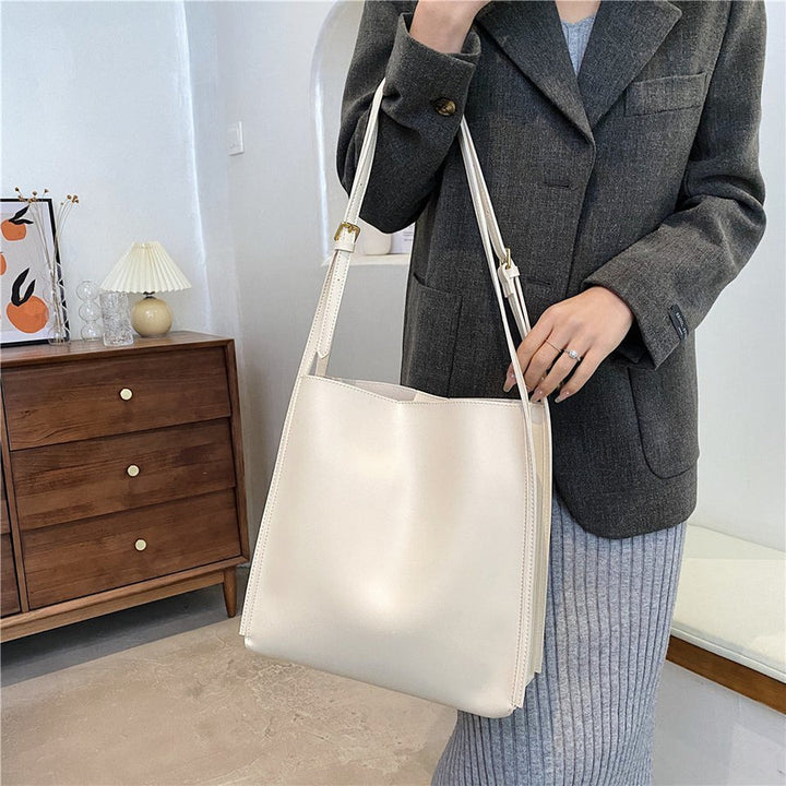 Camilla Classic Everyday Bag