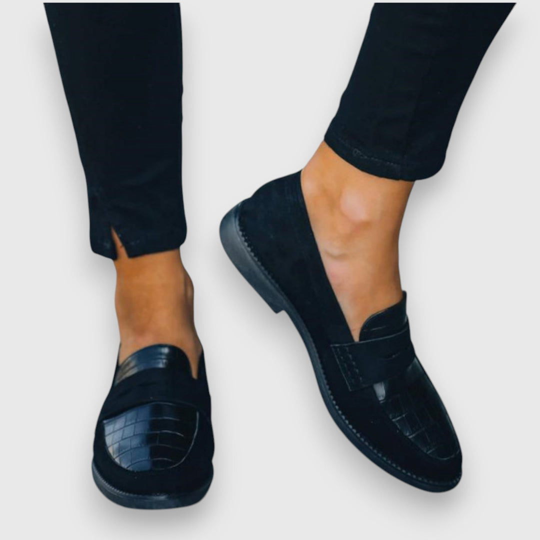 Sara Classic Loafer