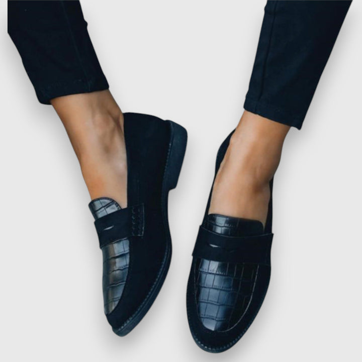 Sara Classic Loafer