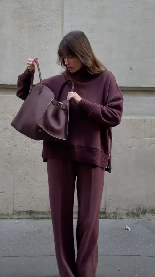 Ruby Women's Elegant Set
