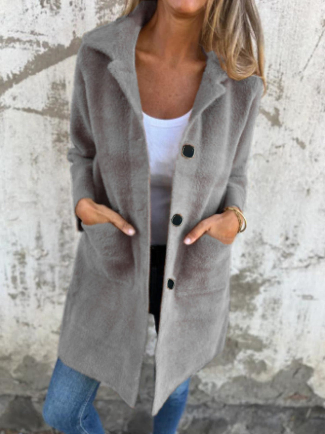 ISABELA | ELEGANT SINGLE-BREASTED COAT