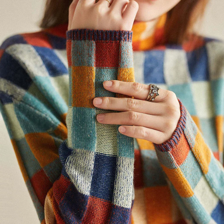 Isla Vintage-Inspired Cozy Sweater